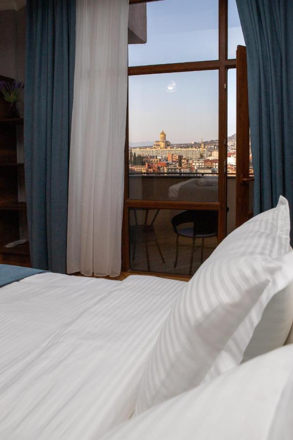 Legend Hotel تبليسي المظهر الخارجي الصورة