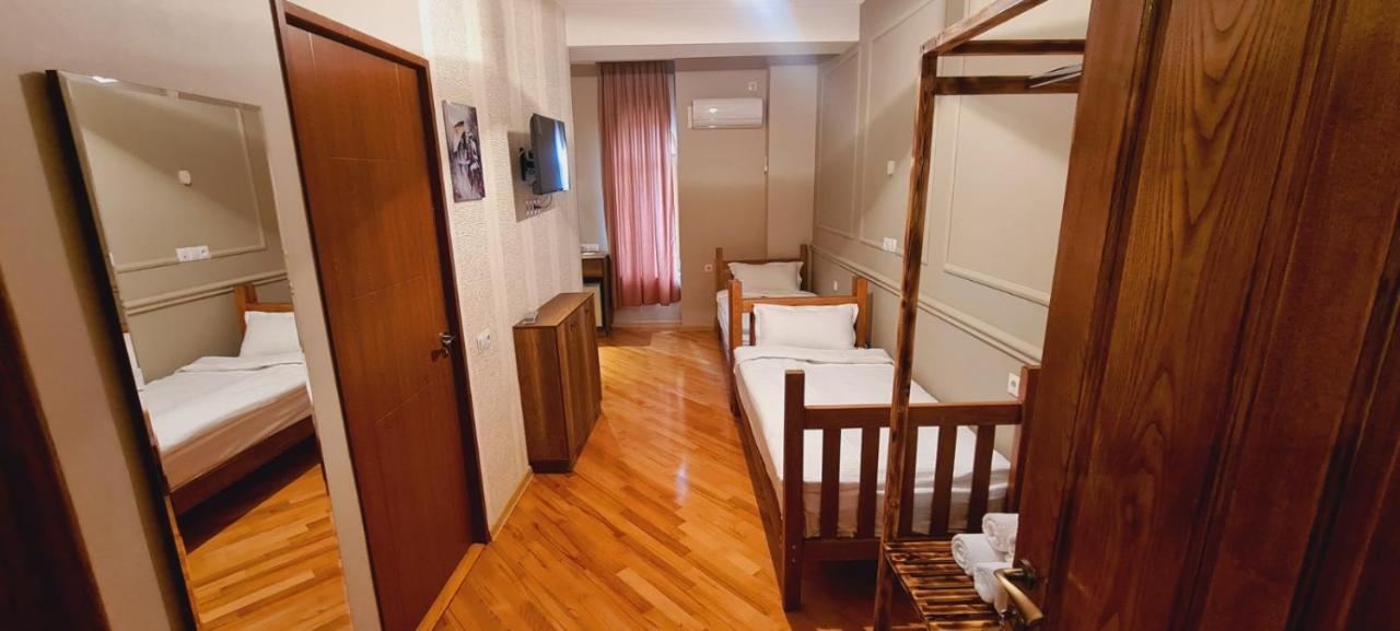 Legend Hotel تبليسي المظهر الخارجي الصورة